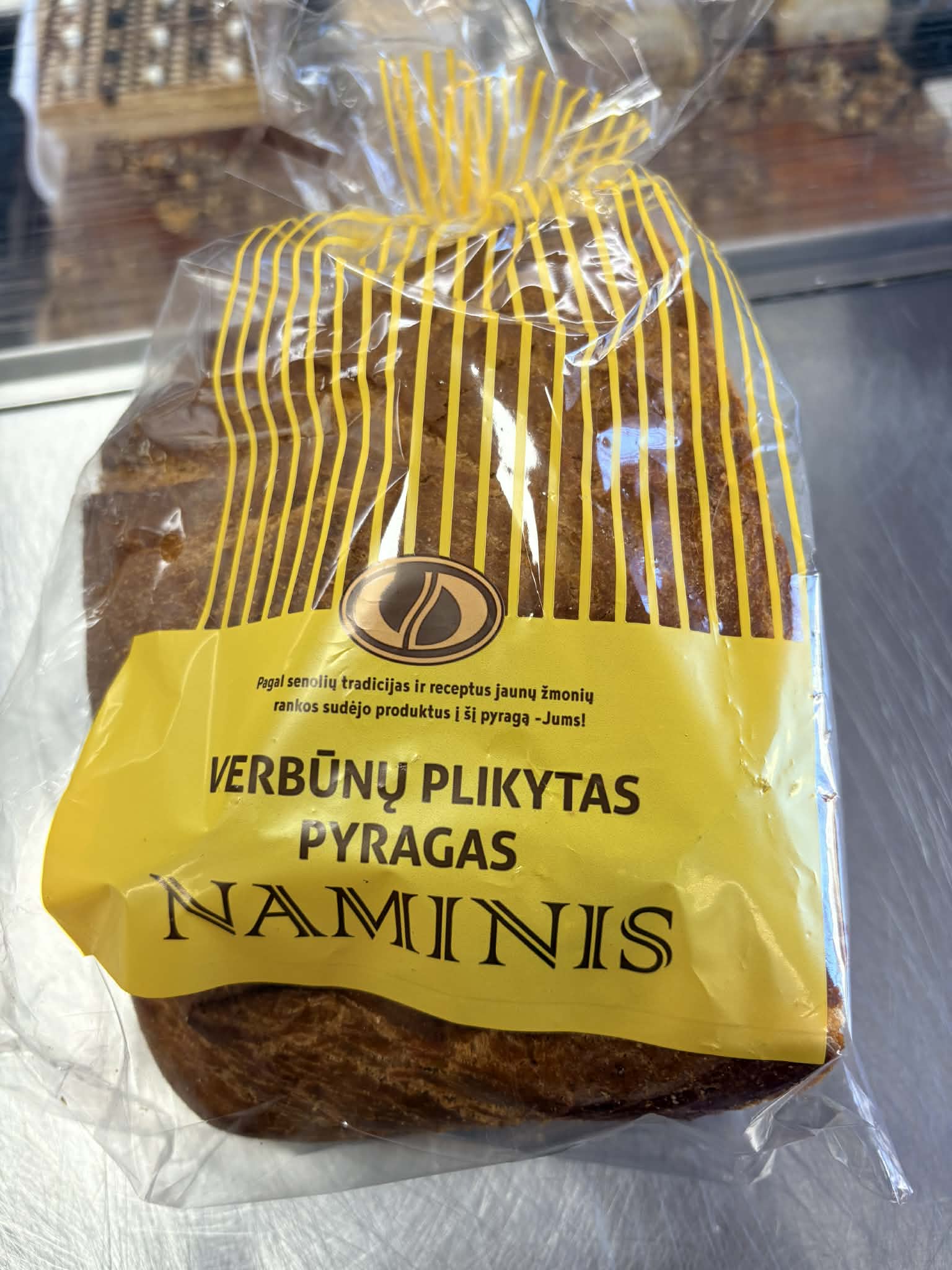 VERBŪNŲ NAMINIS plikytas pyragas